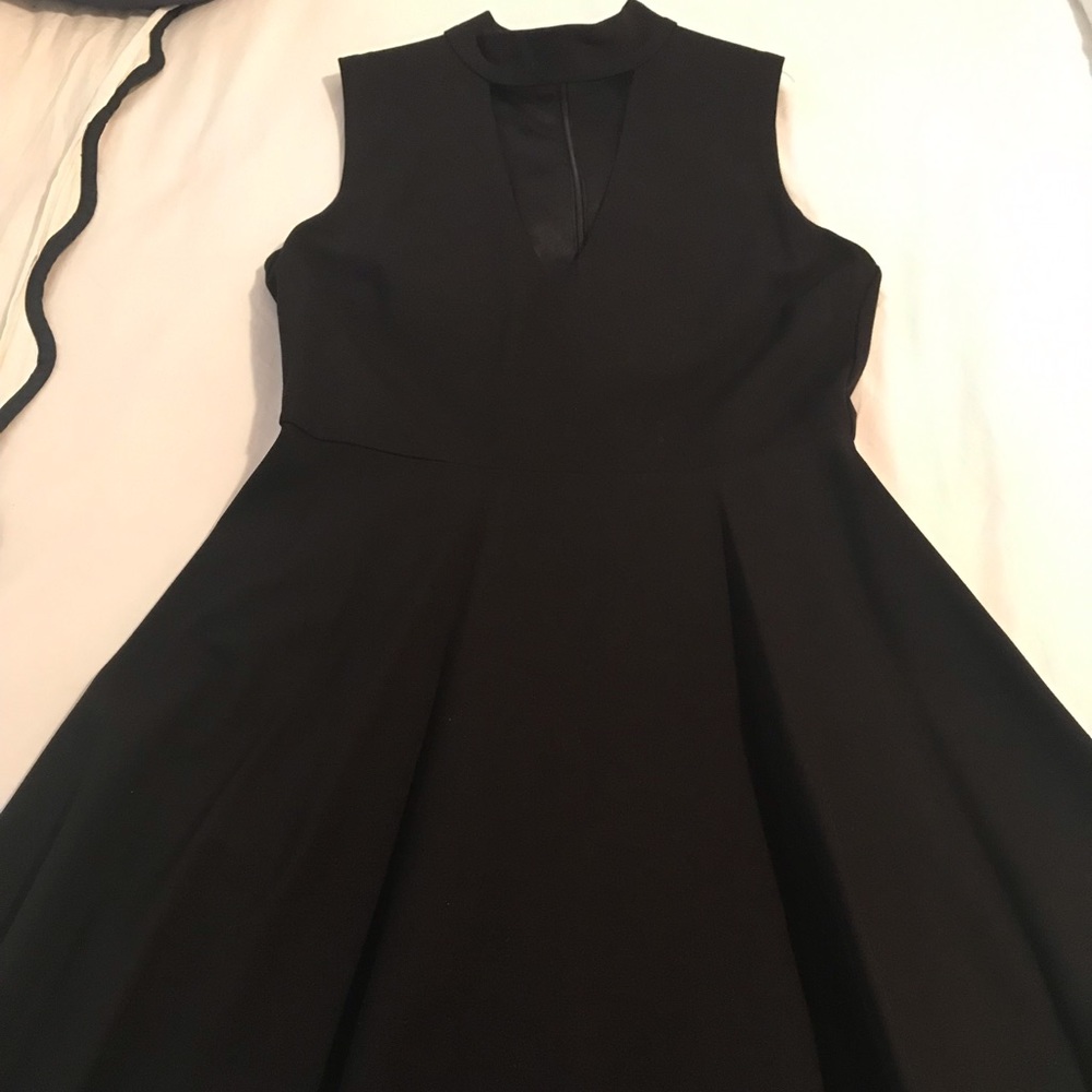 Lulus Black sleeveless midi dress - empire waist
